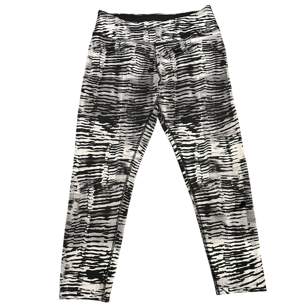 Beyond‎ Yoga Women's Zebra Stripe Animal Print Cropped Leggings Black White M
